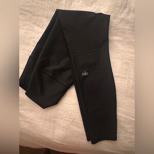 ALO 7/8 Black Leggings